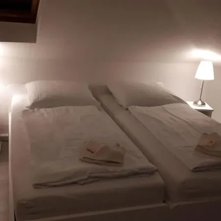 Gz Airport Koeln Bonn Hotel