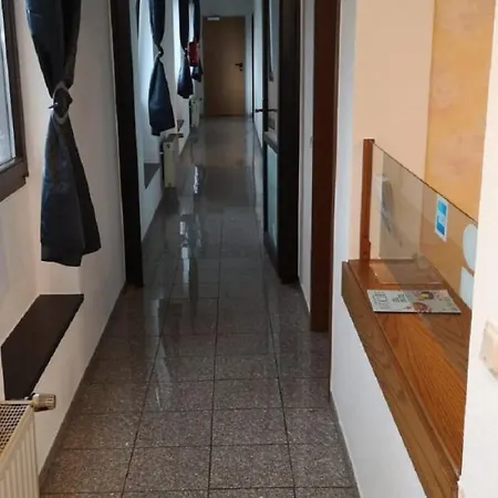 Gz Airport Koeln Bonn Hotel