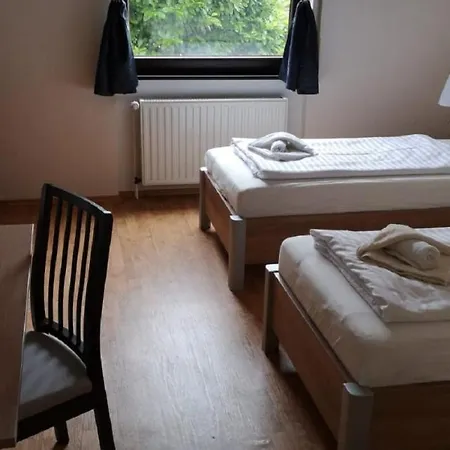 Gz Airport Koeln Bonn Hotel 3*