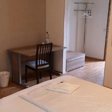 Gz Airport Koeln Bonn Hotel 3*