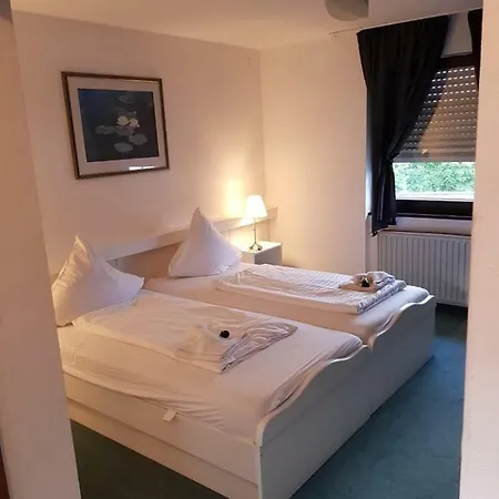 Gz Airport Koeln Bonn 3*